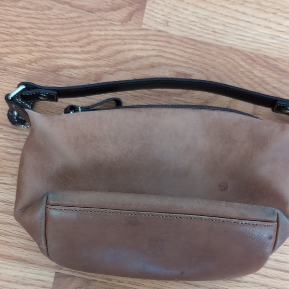 Coach Brown Leather Shoulder Bag - Picture 2 of 5